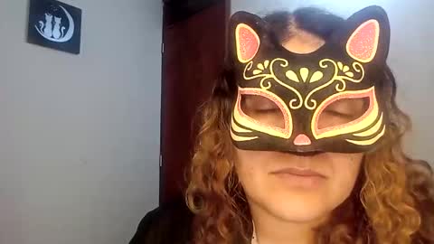 luana363 online show from 11/04/25, 09:41