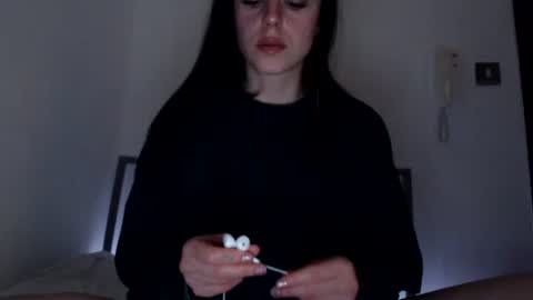 luana online show from 12/18/24, 10:24