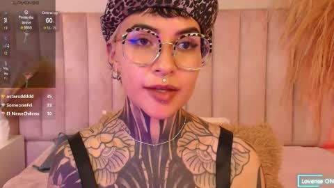 luana_fiore online show from 04/19/26, 04:50