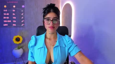 Luana online show from 09/20/25, 12:06