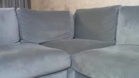 Luana Dess online show from 12/20/25, 12:29