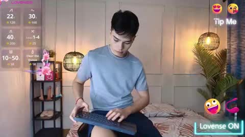 lUAN online show from 05/27/26, 12:02