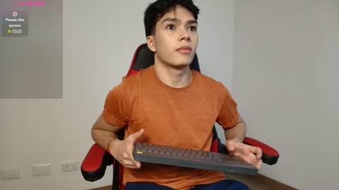 luandy_1 online show from 07/02/26, 12:44