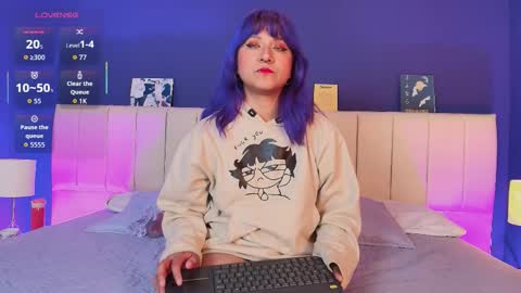 Snapshot of luaneter chatting on 11/17/25, 12:44 Luan online show from 11/17/25, 12:44