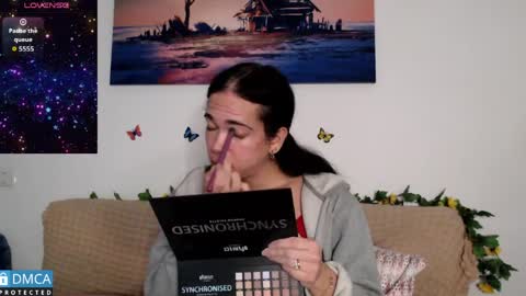 luara_ online show from 04/07/26, 06:58