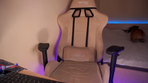 Luba online show from 01/17/25, 12:20