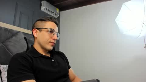 luca_morettii online show from 01/14/26, 11:31