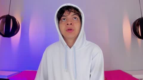 Snapshot of lucaas_king chatting on 01/09/25, 11:25 Lukas online show from 01/09/25, 11:25