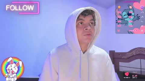 Snapshot of lucaas_king chatting on 01/24/25, 02:19 Lukas online show from 01/24/25, 02:19