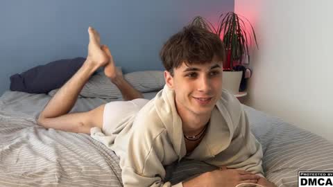 lucacharm online show from 04/08/26, 03:23