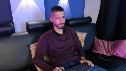 Snapshot of lucas4me chatting on 02/04/26, 03:01 Lucas online show from 02/04/26, 03:01