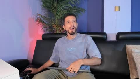 Lucas online show from 04/01/26, 04:13