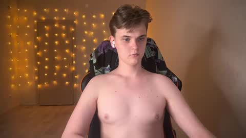 Lucas Gill online show from 01/12/25, 06:16