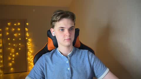 Lucas Gill online show from 01/29/25, 12:12