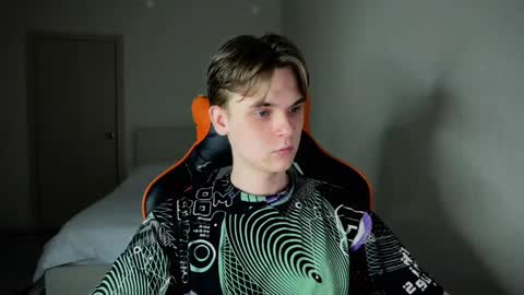 Lucas Gill online show from 03/10/25, 08:12