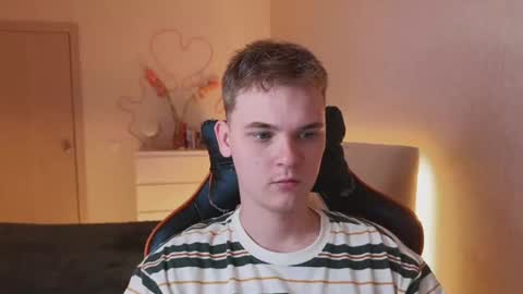 Lucas Gill online show from 09/12/25, 02:11