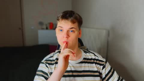 Lucas Gill online show from 02/21/26, 07:20