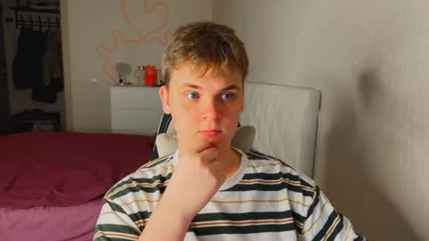 Lucas Gill online show from 03/19/26, 01:42