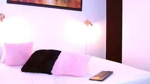 Snapshot of lucas_dream chatting on 05/01/26, 11:37 lucas_dream online show from 05/01/26, 11:37