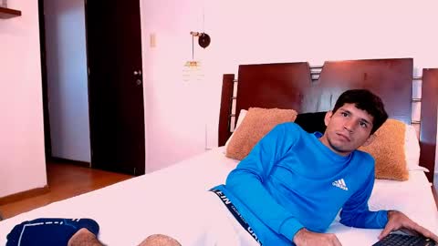 Snapshot of lucas_dream chatting on 05/25/26, 11:49 lucas_dream online show from 05/25/26, 11:49