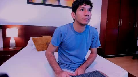 Snapshot of lucas_dream chatting on 05/26/26, 12:01 lucas_dream online show from 05/26/26, 12:01