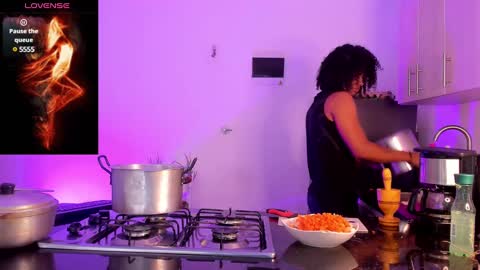   online show from 01/28/25, 05:35