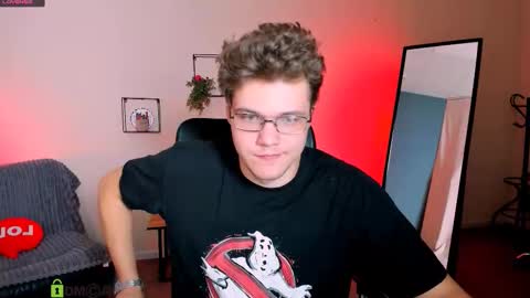 Snapshot of lucas_long_ chatting on 09/28/25, 06:46 lucas_long_ online show from 09/28/25, 06:46