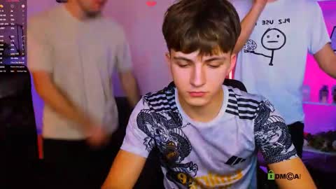 Snapshot of lucas_long_ chatting on 11/13/25, 08:30 lucas_long_ online show from 11/13/25, 08:30