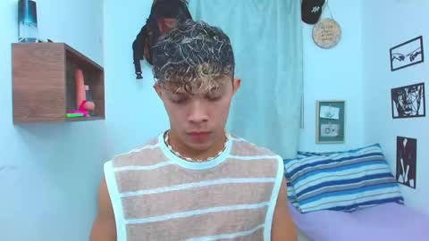 Lucas Luxx online show from 10/13/25, 01:55