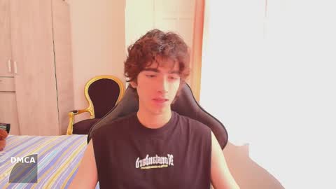 Snapshot of lucas_xo chatting on 10/02/25, 04:25 lucas_xo online show from 10/02/25, 04:25