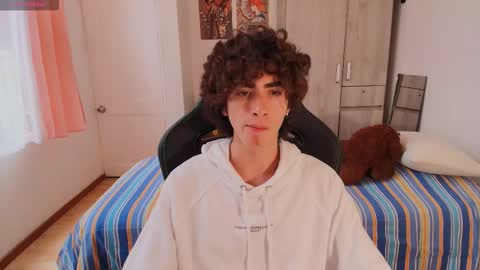lucas_xo online show from 01/14/26, 06:57