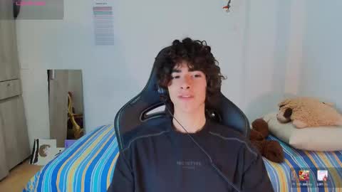 lucas_xo online show from 03/04/26, 06:19