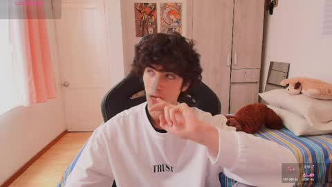 lucas_xo online show from 04/09/26, 06:02