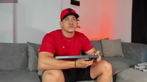 LUCA SANTOS online show from 12/22/24, 03:55