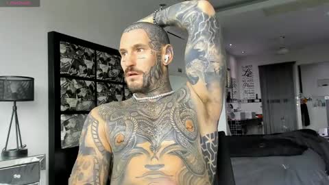 Snapshot of lucasexclusive chatting on 12/07/24, 08:11 lucasexclusive online show from 12/07/24, 08:11