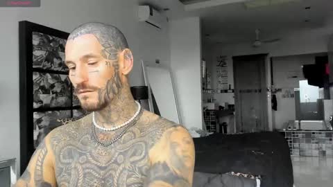 Snapshot of lucasexclusive chatting on 12/12/24, 09:51 lucasexclusive online show from 12/12/24, 09:51