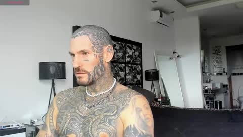 Snapshot of lucasexclusive chatting on 12/27/24, 04:26 lucasexclusive online show from 12/27/24, 04:26