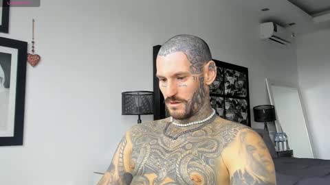 lucasexclusive online show from 12/30/24, 04:31