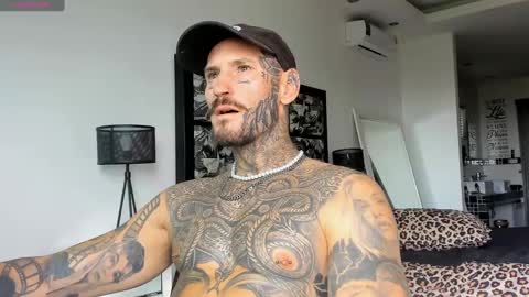 Snapshot of lucasexclusive chatting on 01/14/25, 06:45 lucasexclusive online show from 01/14/25, 06:45