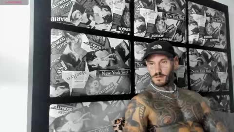 Snapshot of lucasexclusive chatting on 02/26/25, 08:37 lucasexclusive online show from 02/26/25, 08:37