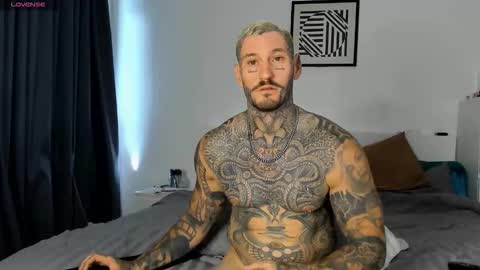 lucasexclusive online show from 11/15/25, 06:44