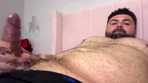 lucasmagana85 online show from 04/05/26, 05:26
