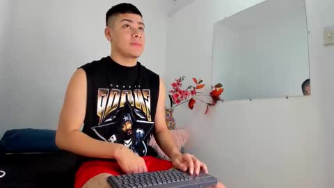 LUCAS TORREZ online show from 12/21/25, 11:01