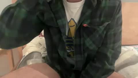 lucca_d123 online show from 11/17/25, 07:14