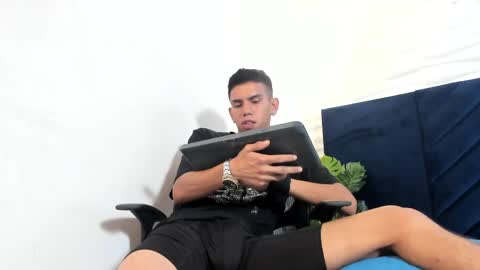 Lucca Moreti online show from 03/27/26, 08:26