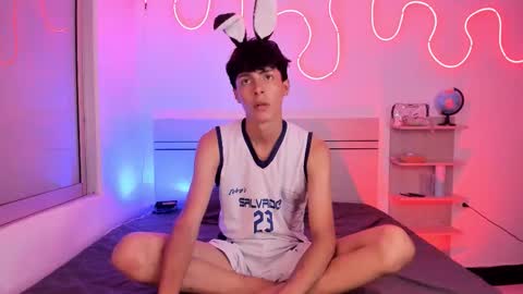 Luccas Ferreira online show from 10/29/25, 07:15