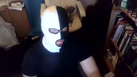 Snapshot of luchahor chatting on 09/27/25, 11:21 luchahor online show from 09/27/25, 11:21