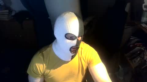 Snapshot of luchahor chatting on 02/04/26, 09:42 luchahor online show from 02/04/26, 09:42