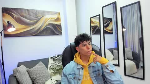 Lucho online show from 04/05/26, 03:47