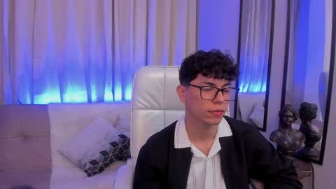 Lucho online show from 04/08/26, 03:17